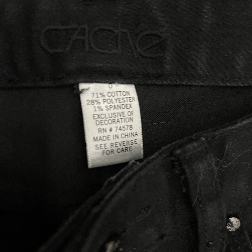 Jeans - Picture 2 of 3